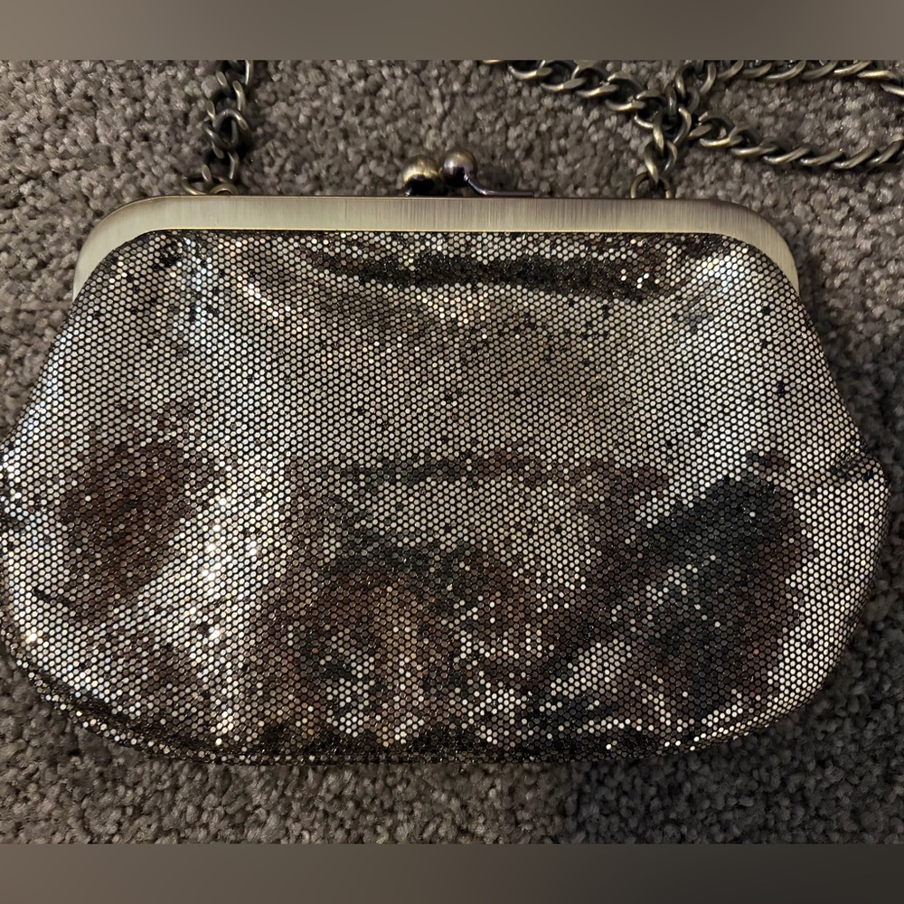 2 EXPRESS Metallic Evening Bags  Clutch Wristlet Y2K Silver Gunmetal